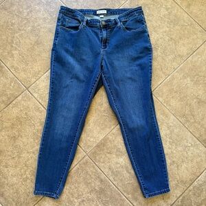 Ava & Viv High-Rise Skinny Jeans